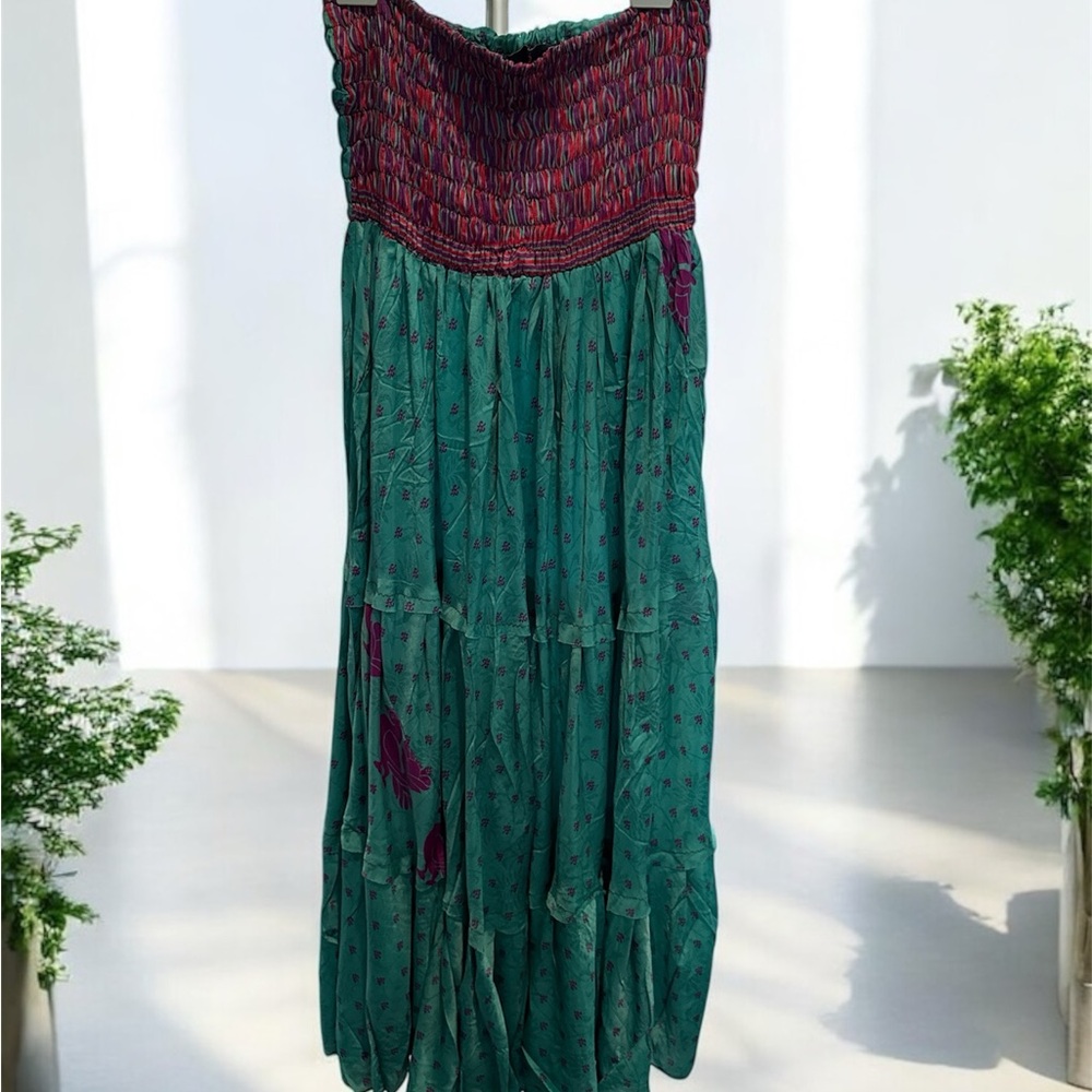Green and Red‎ Strapless Dress